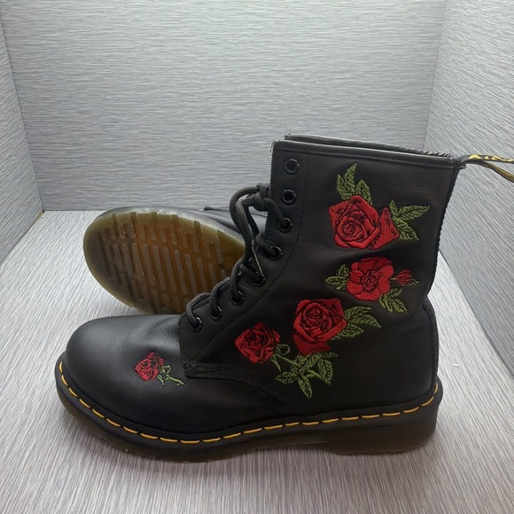 Dr. Martens Shoes - Dr Martens Vonda 1460 Floral Embroidered Boots Black Leather Womens US 9